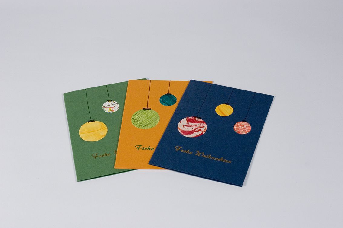  Weihnachtskarte "Baumkugeln", Karten